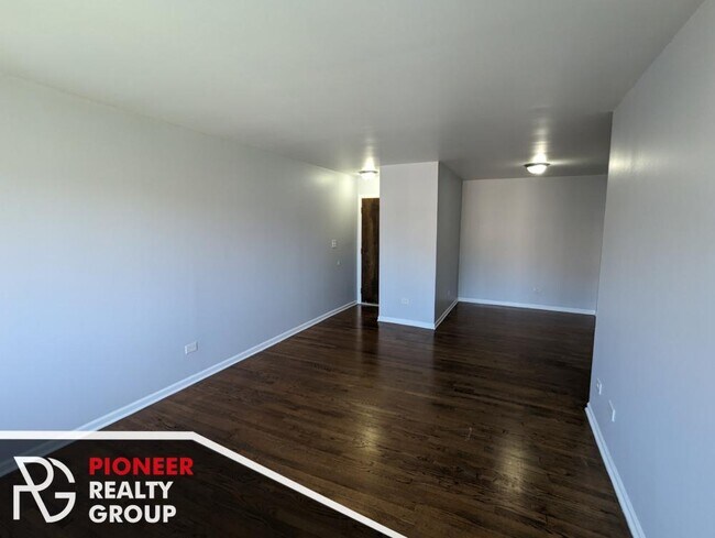 Building Photo - 1 bedroom in Chicago IL 60660