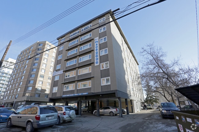 Building Photo - Valley Ridge Tower