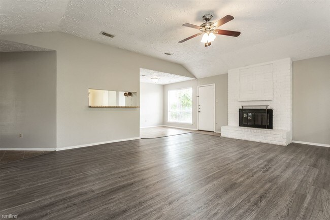 Building Photo - 3 br, 2 bath House - 7202 Skylight Ln