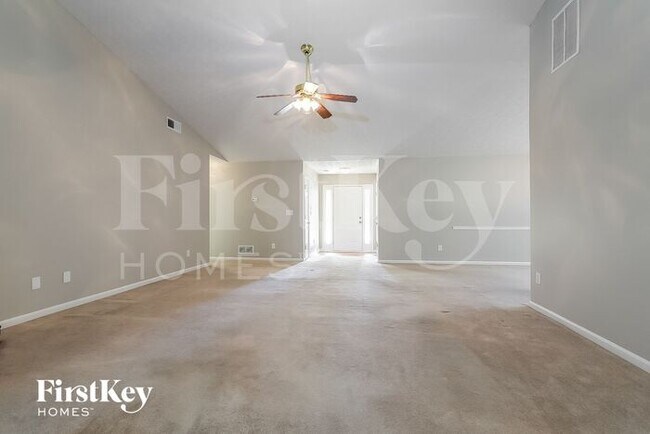 Building Photo - 1643 Mission Park Dr SW