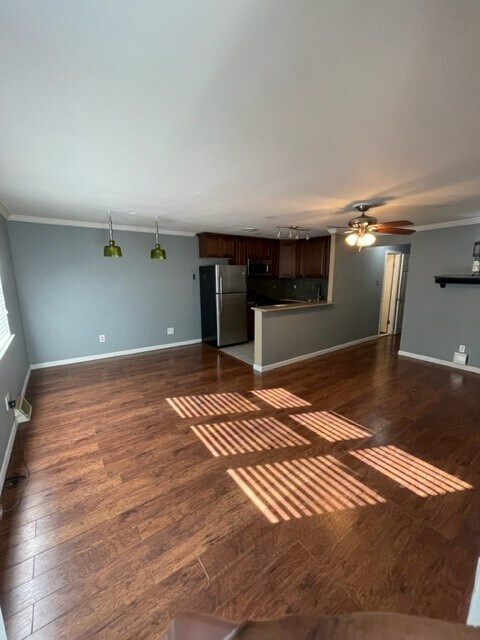 Foto del edificio - 1127 E Mount Airy Ave