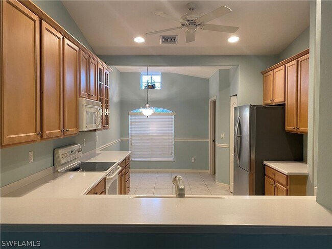Building Photo - 14989 Toscana Way