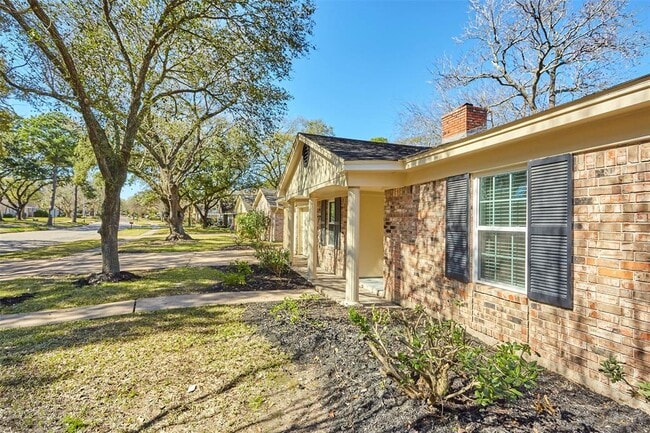 Building Photo - 12314 Whittington Dr