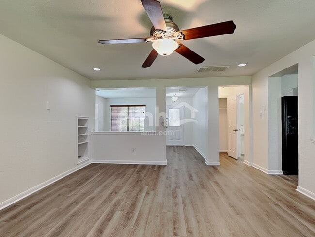 Building Photo - 29427 Legends Hill Dr