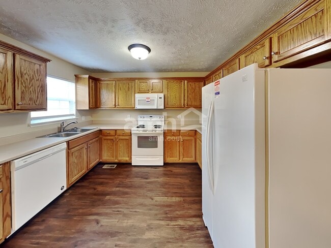 Building Photo - 1525 John Galt Dr