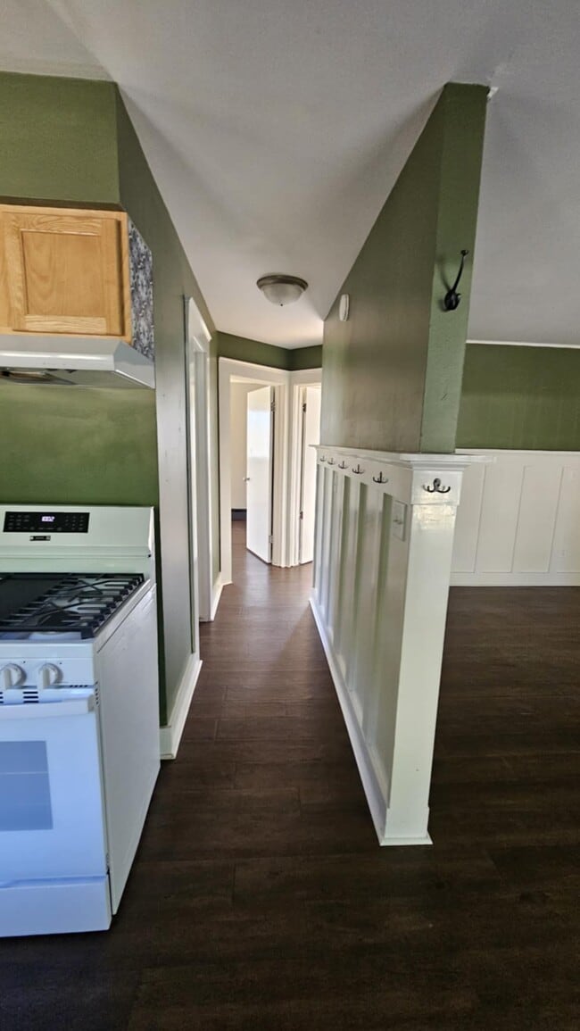 Hallway - 2525 McKee Ave SW