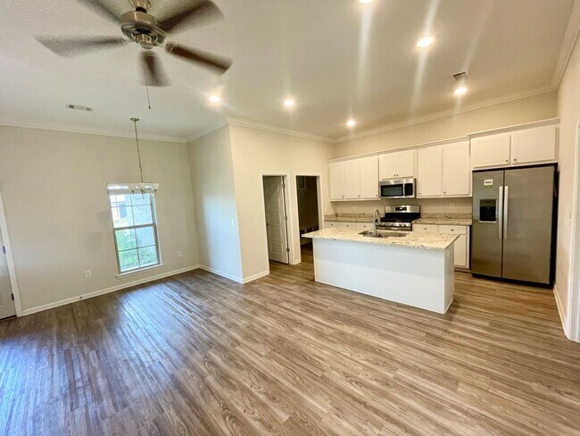 Foto del edificio - 4/2 for Rent in Brandon 042!!