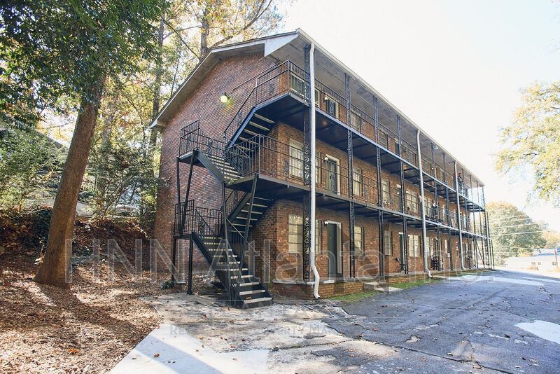 1214 Woodland Ave NE Unit 18, Atlanta, GA 30324 Condo for Rent in Atlanta, GA