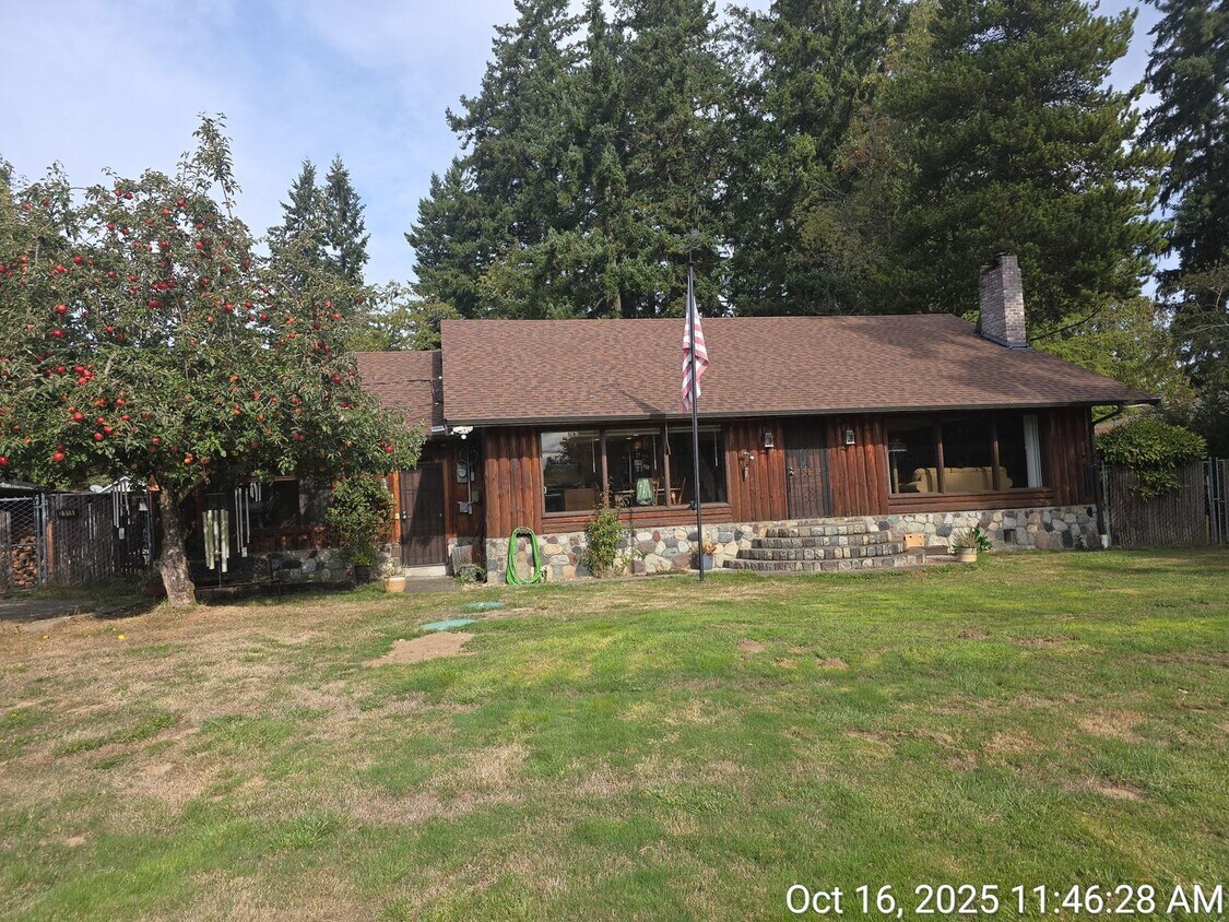 Foto principal - Log House in Auburn ready for move in Nove...