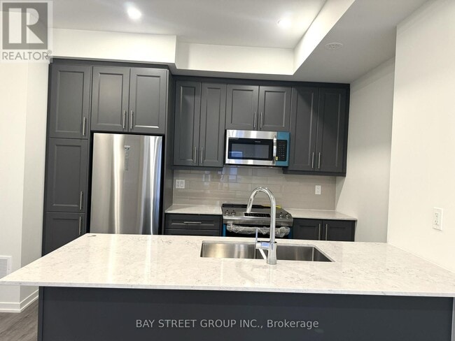 Building Photo - 130 Honeycrisp Cres