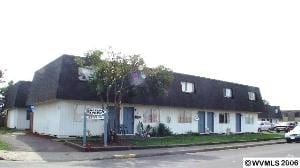Building Photo - Queens Trace Apartments