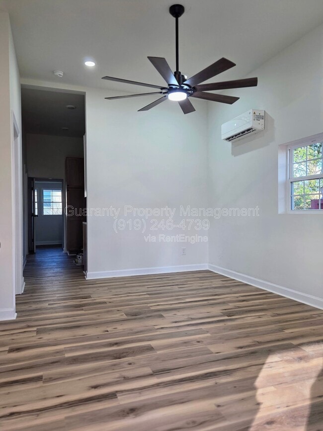 Building Photo - 410 W I St