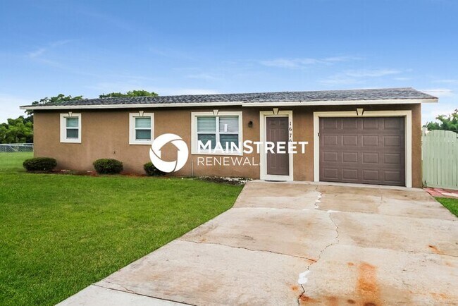 Foto del edificio - 3 Bedroom Pet-Friendly Home in KISSIMMEE, ...