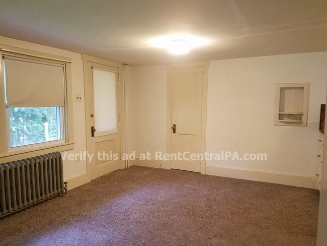 Foto del edificio - 556 Church Rd