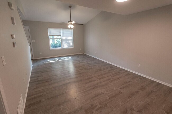Foto del edificio - 5209-5211 Currituck Lane