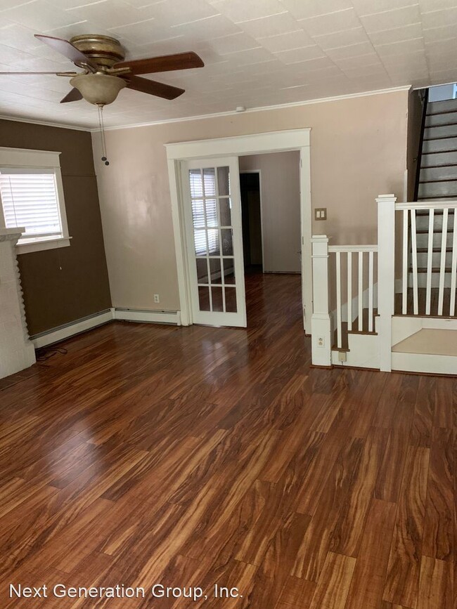 Building Photo - 3 br, 1 bath House - 534 Chestnut Street