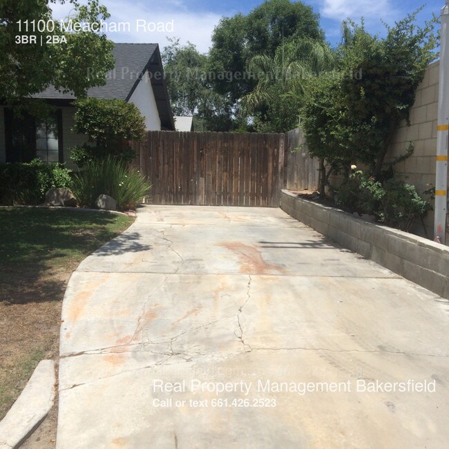 Foto del edificio - 11100 Meacham Rd