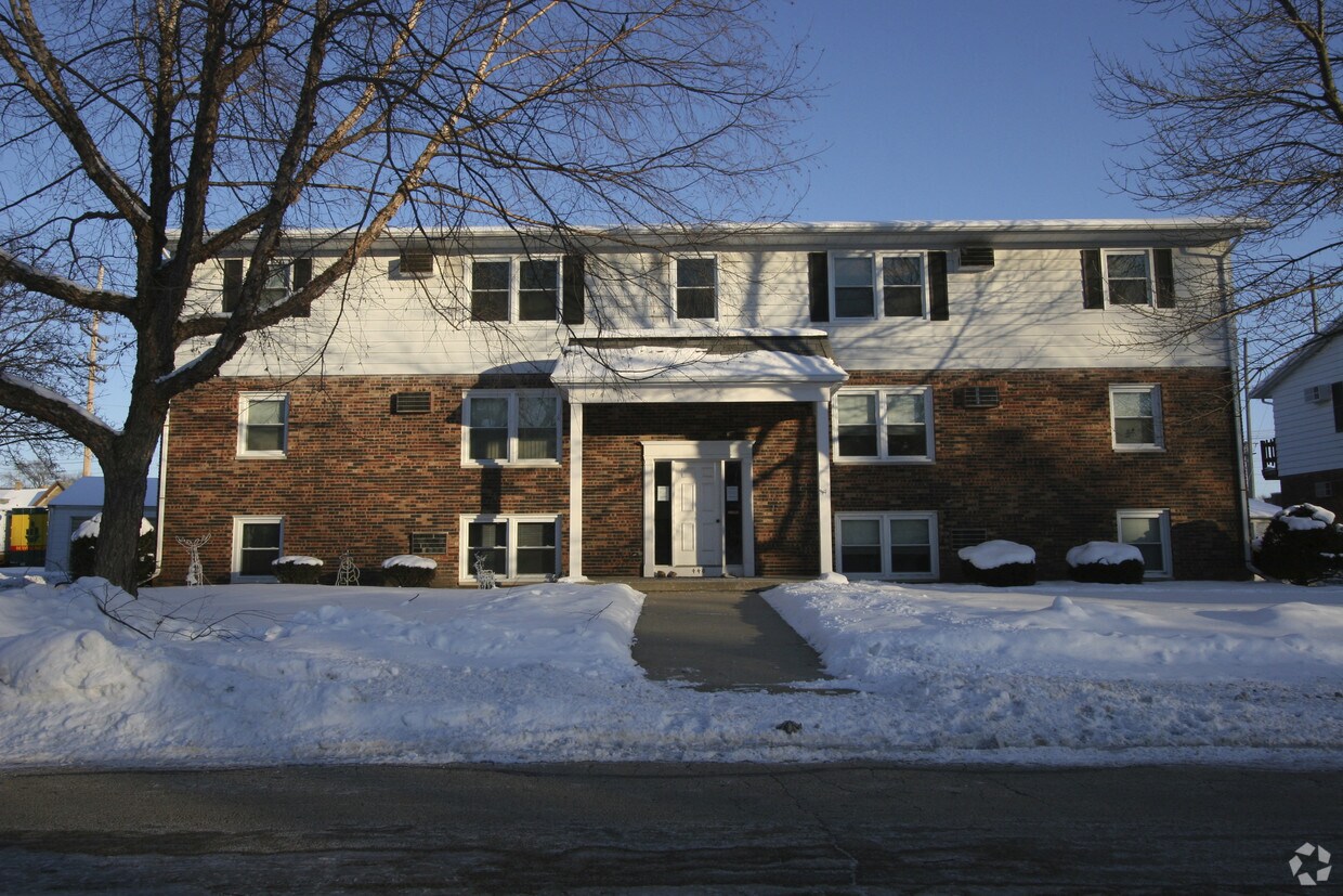 Building Photo - 440-448 Stark Ave