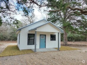 Building Photo - 8601 Oakridge Dr