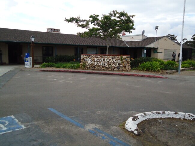Foto del edificio - 2652 A St