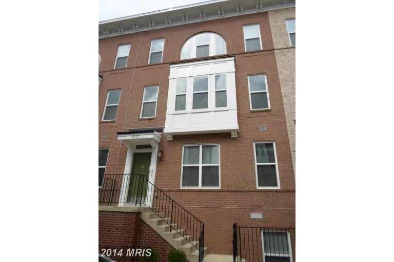 Main Entrance- vista de la calle - 2517 Sayles Pl SE