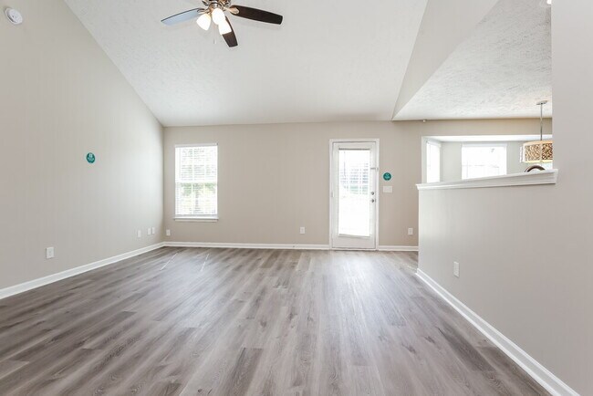 Building Photo - 3003 Aruna Ct