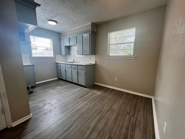 Foto del edificio - 2122 21st St