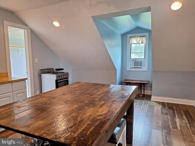 Foto del edificio - 9078 Knoll Run Ln