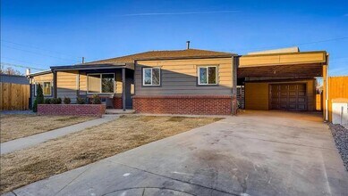 Building Photo - 4565 Shoshone St