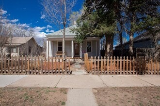 Building Photo - 312 Cherry St