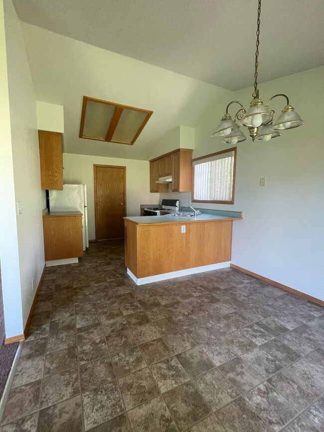 Building Photo - McKinleyville Home : Tier 2