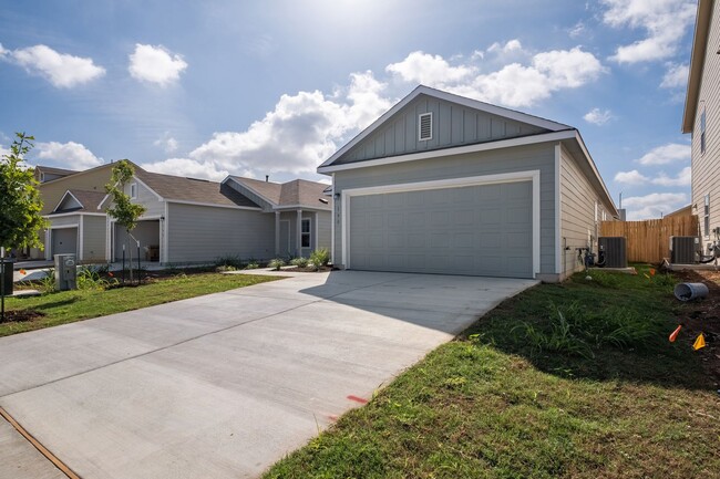 Building Photo - Newly Built 4 Bedroom, 2 Bath Home Near Te...