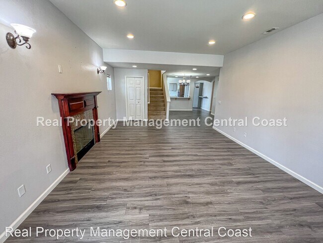 Building Photo - 4 br, 3 bath House - 920 Riata Court