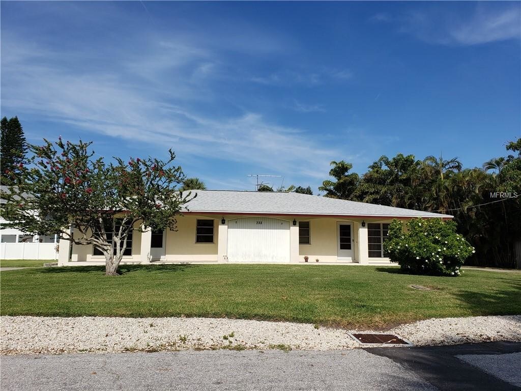 Primary Photo - 233 S Harbor Dr