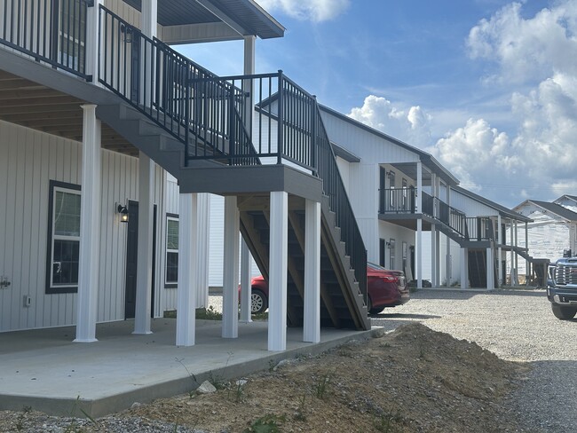 Building Photo - 1291 Barbourville Rd