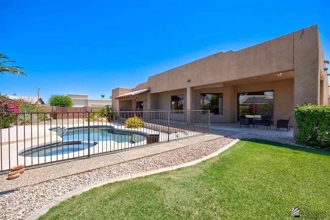 Building Photo - Custom pool/spa home for rent