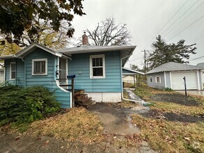 Building Photo - 411 S 18th St
