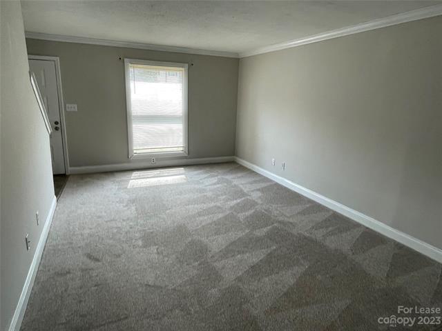 Building Photo - 7906 Oak Meadow Ct