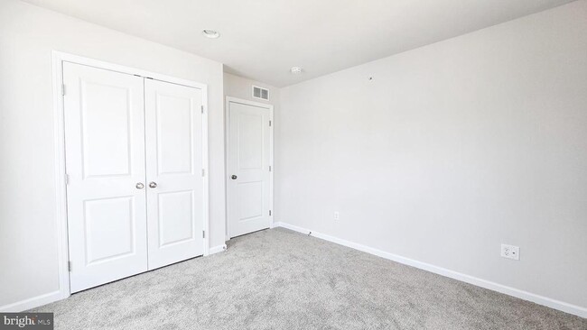 Building Photo - 3089 Herr St