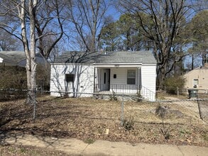 Building Photo - 3800 E Mallory Ave