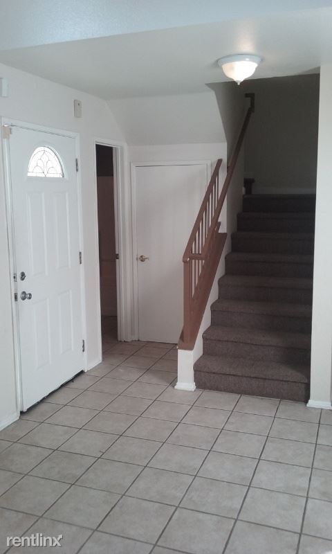Foto del edificio - 4 br, 3 bath House - 1921 E.120th