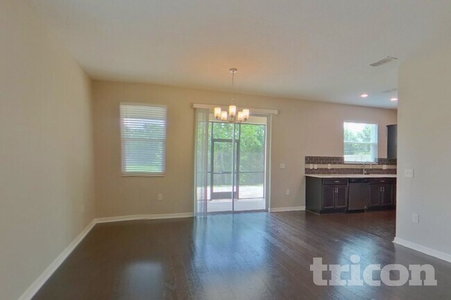Foto del edificio - 10710 Southern Forest Dr