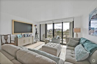 Building Photo - 2860 S Ocean Blvd
