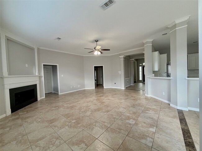 Foto del edificio - 1510 Flanders Field Ln