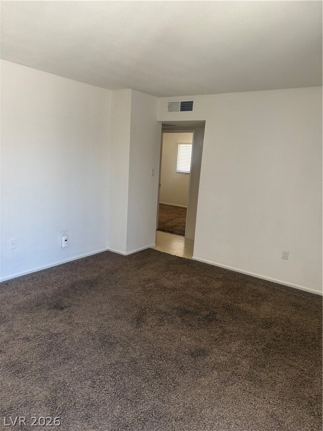 Building Photo - 820 A