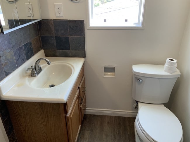 Bathroom - 5943 Tujunga Ave