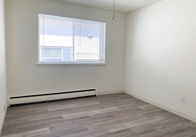 Renovated 1 Bed / 1 Bath - Prospective