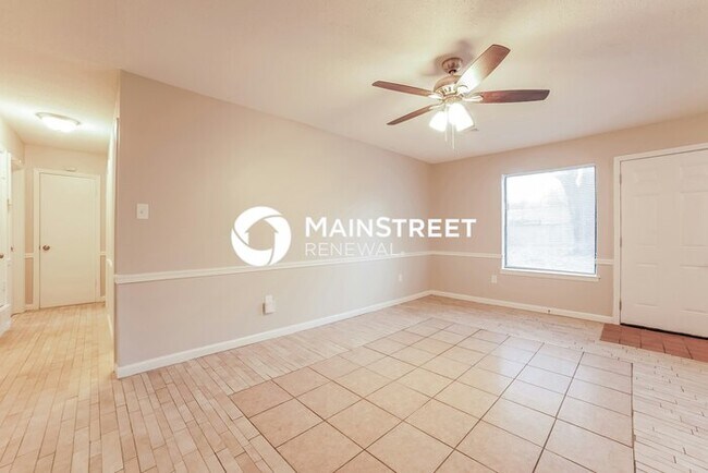 Foto del edificio - 3 Bedroom Pet-Friendly Home in Horn Lake, MS with Main Street Renewal