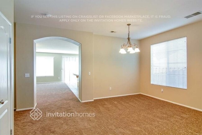 Building Photo - 1008 Cypress Dr