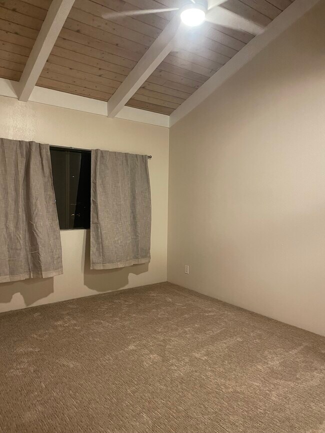 Foto del edificio - 2180 W Vineyard St